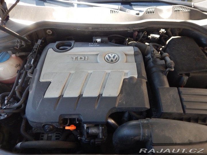 Volkswagen Passat 2.0 TDi 103 kw 2010