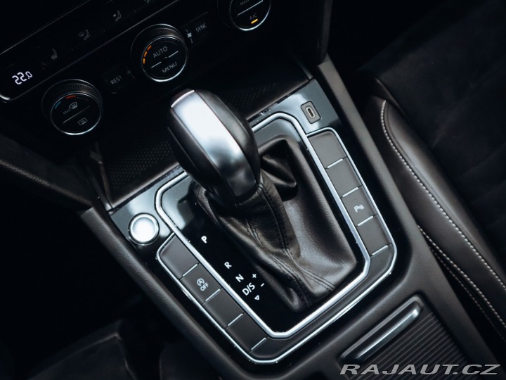 Volkswagen Passat 1.5TSi, Elegance  110 kW 2019