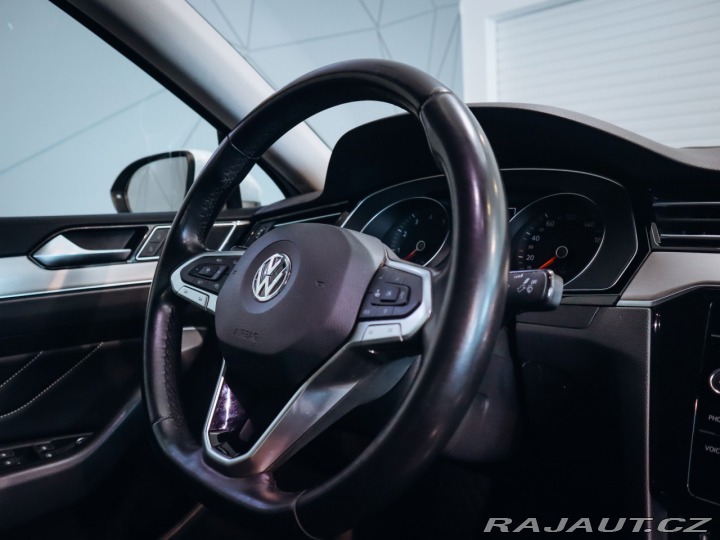 Volkswagen Passat 1.5TSi, Elegance  110 kW 2019