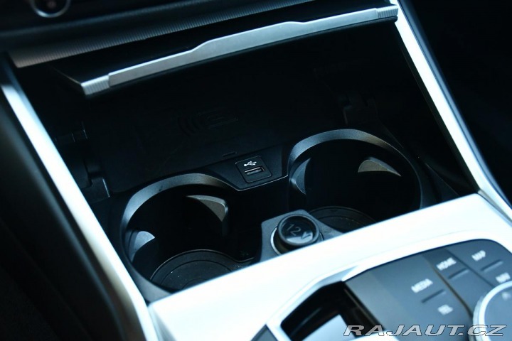 BMW 3 320D xDrive M-SPORT ČR 1. 2023