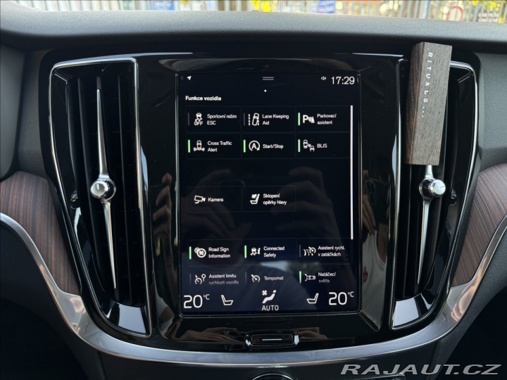 Volvo V60 T5 Cross country 2020