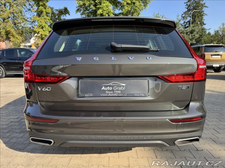 Volvo V60 T5 Cross country 2020