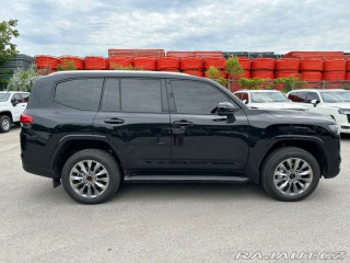 Toyota Land Cruiser GXR Armored B6 2024