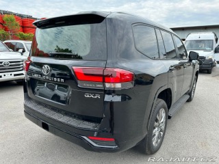 Toyota Land Cruiser GXR Armored B6 2024