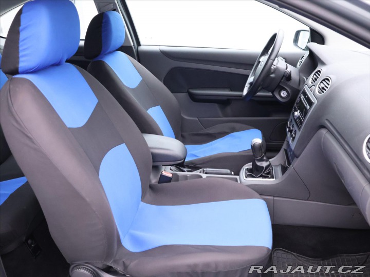 Ford Focus 1,6 i 74kW Klima Tažné 2004