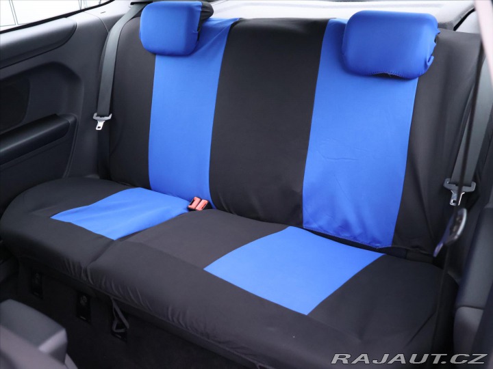 Ford Focus 1,6 i 74kW Klima Tažné 2004