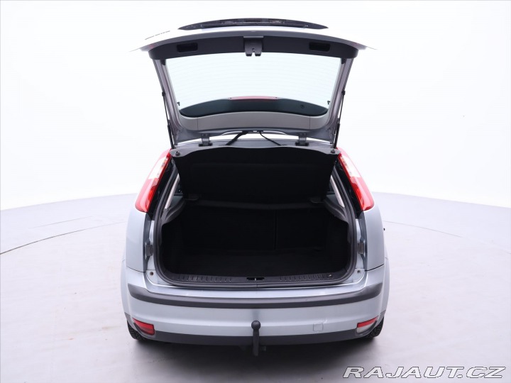 Ford Focus 1,6 i 74kW Klima Tažné 2004
