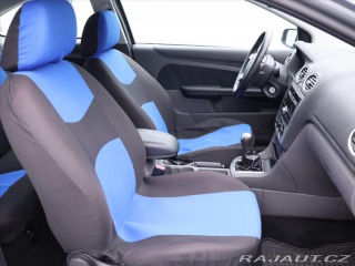Ford Focus 1,6 i 74kW Klima Tažné 2004