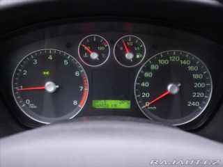 Ford Focus 1,6 i 74kW Klima Tažné 2004