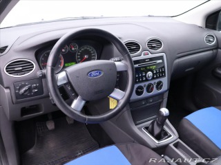 Ford Focus 1,6 i 74kW Klima Tažné 2004