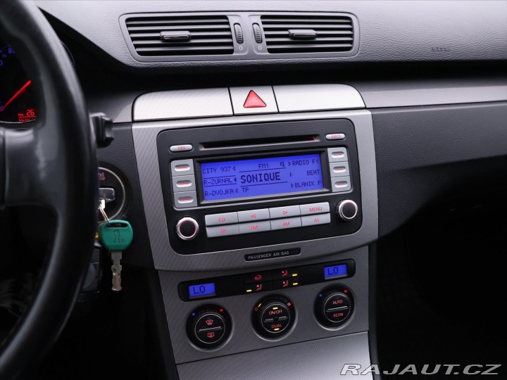 Volkswagen Passat 2,0 TDI 103kW CZ Sport Xe 2007