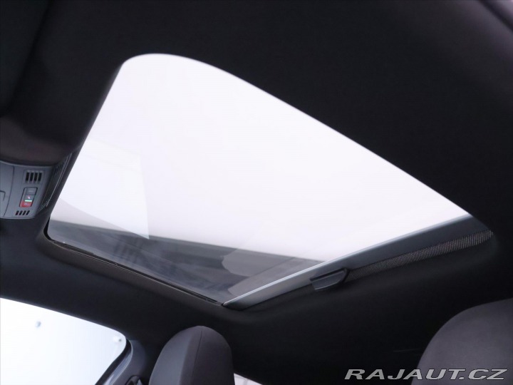 Volkswagen Taigo 1,5 TSI 110kW DSG R-Line 2022