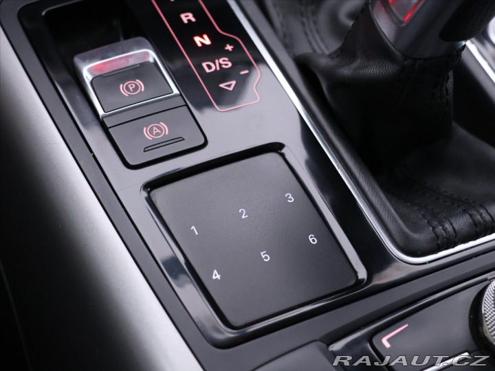 Audi A6 3,0 TDI 150kW quattro S-L 2011