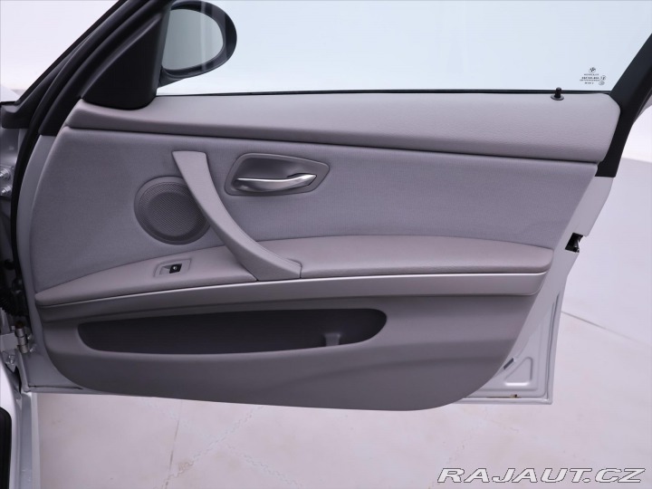 BMW 3 2,0 320d 120kW Navi Xenon 2007