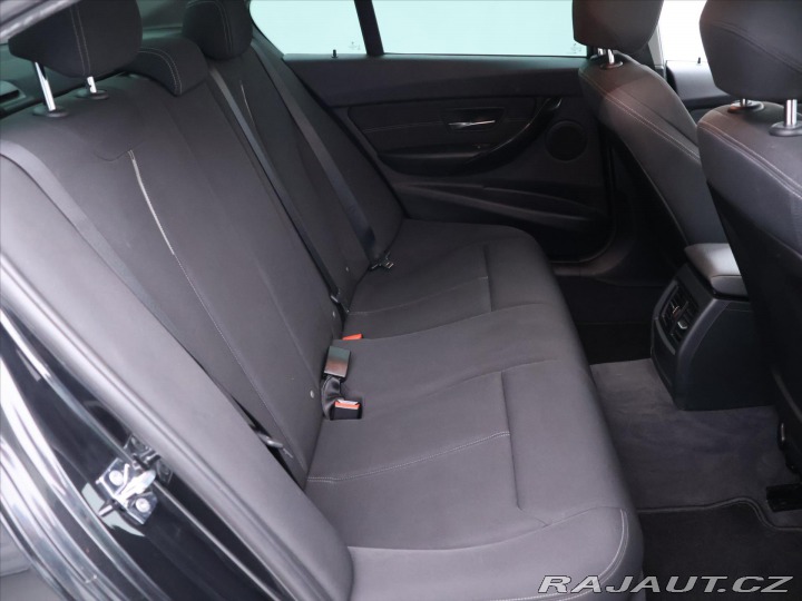 BMW 3 2,0 320d 135kW Sport Xeno 2012