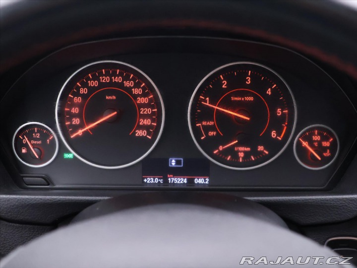 BMW 3 2,0 320d 135kW Sport Xeno 2012