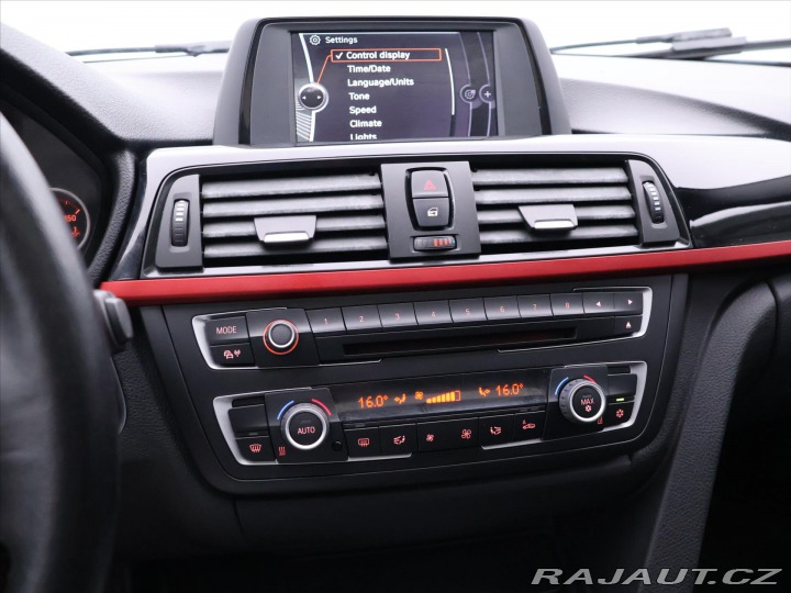 BMW 3 2,0 320d 135kW Sport Xeno 2012