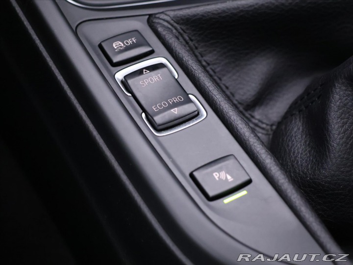 BMW 3 2,0 320d 135kW Sport Xeno 2012