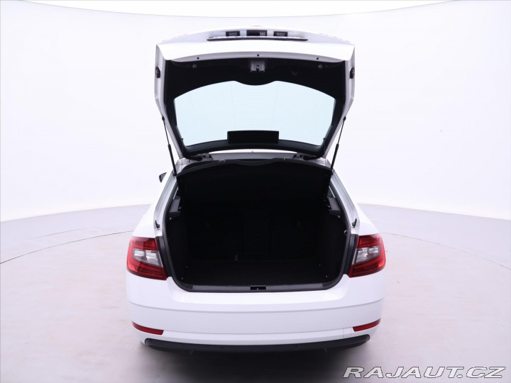Škoda Octavia 1,6 TDI 85kW Navi Canton 2019