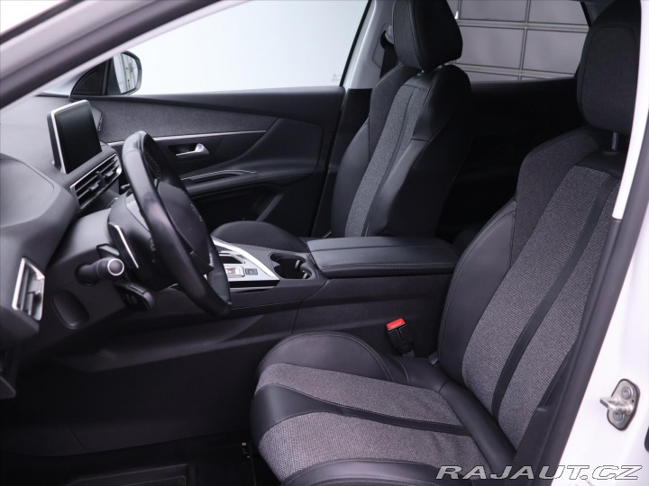 Peugeot 3008 1,6 PT 133kW Aut. Allure 2019