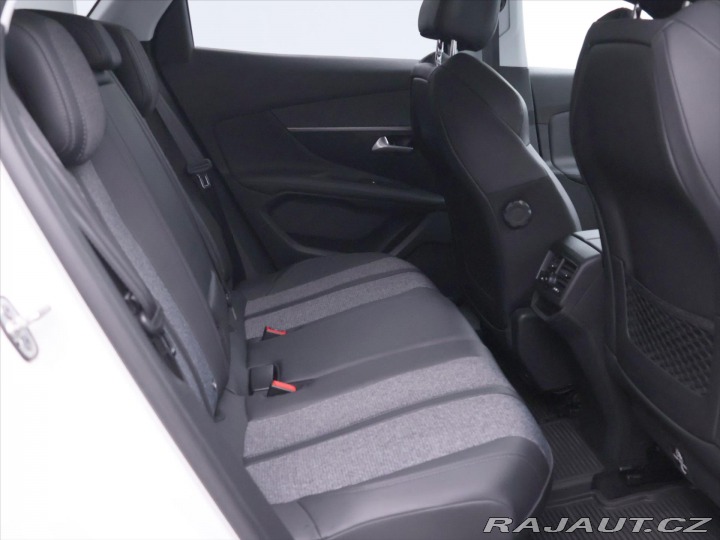Peugeot 3008 1,6 PT 133kW Aut. Allure 2019