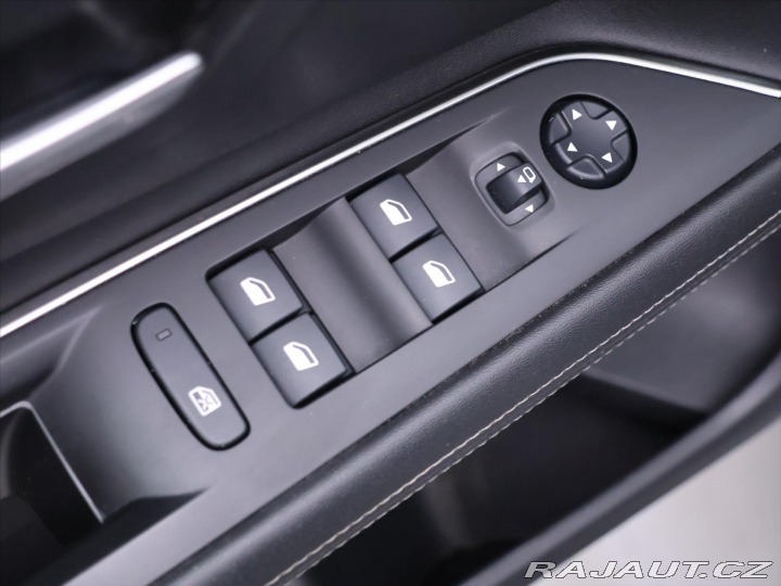 Peugeot 3008 1,6 PT 133kW Aut. Allure 2019