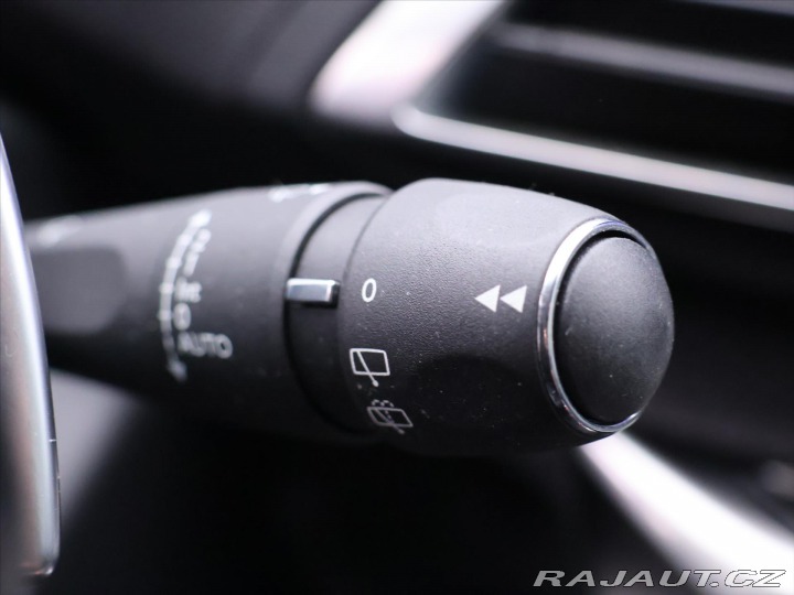 Peugeot 3008 1,6 PT 133kW Aut. Allure 2019