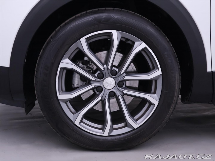 Peugeot 3008 1,6 PT 133kW Aut. Allure 2019
