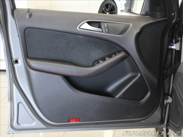 Mercedes-Benz B 2,1 200CDI 4Matic AMG 111 2015