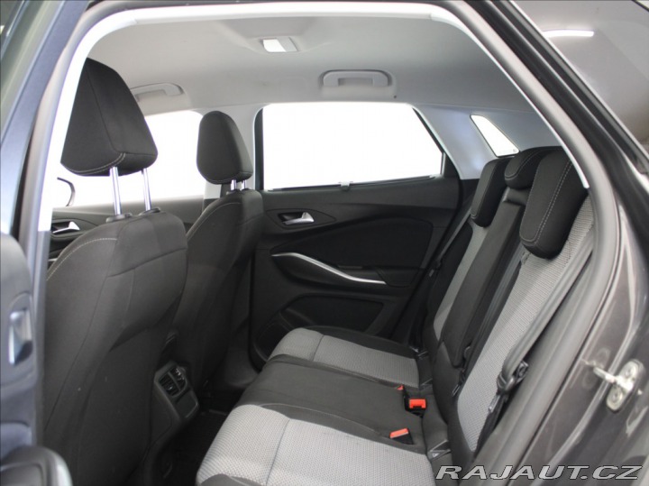 Opel Grandland X 1,2 Turbo 96kW 1.maj.ČR 1 2020