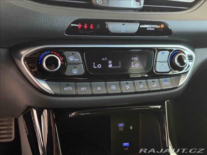 Hyundai i30 1,5 T-GDI NLINE SAFETY 2024