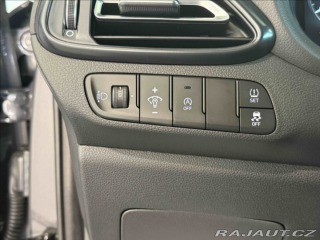 Hyundai i30 1,5 T-GDI NLINE SAFETY 2024