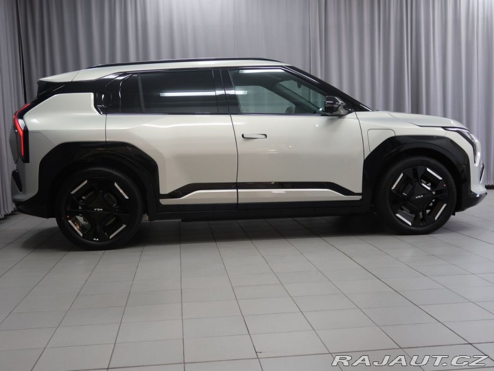 Kia EV3 GT-line - Vůz ve výrobě 2026