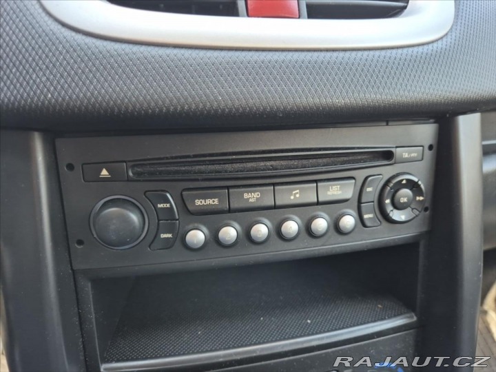 Peugeot 207 1,6 HDi SW 1. majitel, se 2010