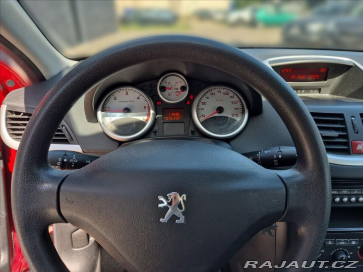 Peugeot 207 1,6 HDi SW 1. majitel, se 2010