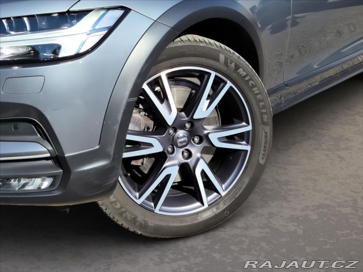 Volvo V90 2,0 T5 Cross Country AWD 2019