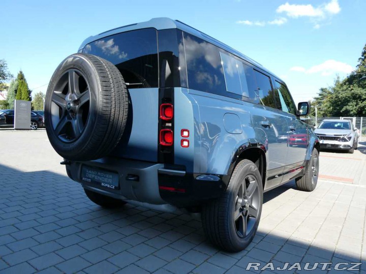 Land Rover Defender 110 3,0 X-Dynamic SE D250 2026