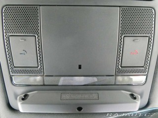 Land Rover Defender 110 3,0 X-Dynamic SE D250 2025