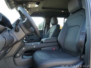 Land Rover Defender 110 3,0 X-Dynamic SE D250 2025