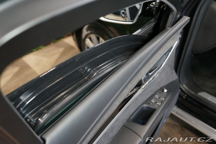Audi A8 SECURITY*VR9*PAX*360*MASÁ 2012