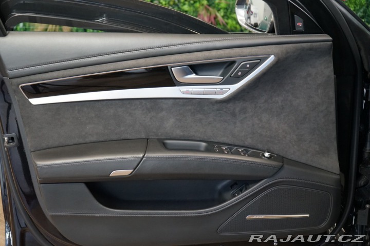 Audi A8 SECURITY*VR9*PAX*360*MASÁ 2012