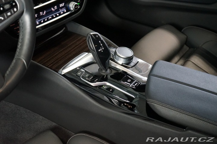 BMW 5 530d*xDRIVE*TOURING*H/K*3 2020