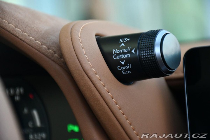 Lexus LC 500 5.0 V8 SPORT+ PŘÍPRAV 2024
