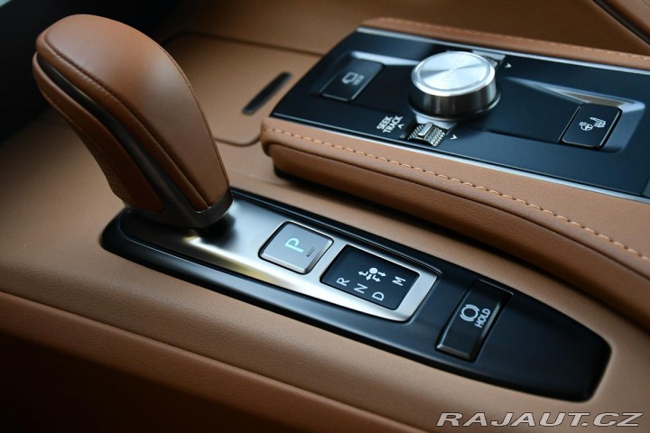 Lexus LC 500 5.0 V8 SPORT+ PŘÍPRAV 2024