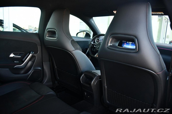 Mercedes-Benz CLA 200d AMG KUPÉ ZÁRUKA ČR 1 2024