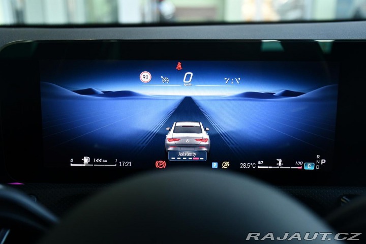 Mercedes-Benz CLA 200d AMG KUPÉ REZERVACE 2024