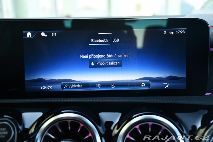 Mercedes-Benz CLA 200d AMG KUPÉ REZERVACE 2024