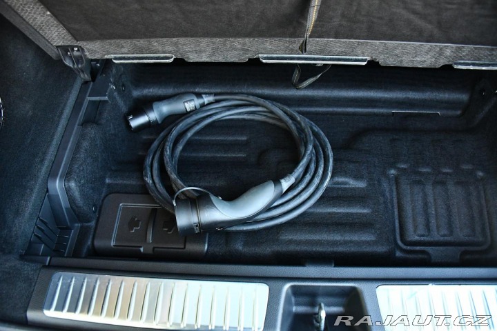 Mercedes-Benz EQS 450 4MATIC TAŽNÉ HYPERSCR 2023