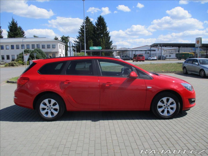 Opel Astra 1,4 i Sports Tourer 2015