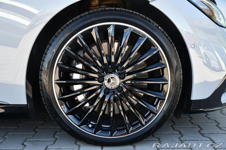 Mercedes-Benz EQE 350 4MATIC AMG 2024